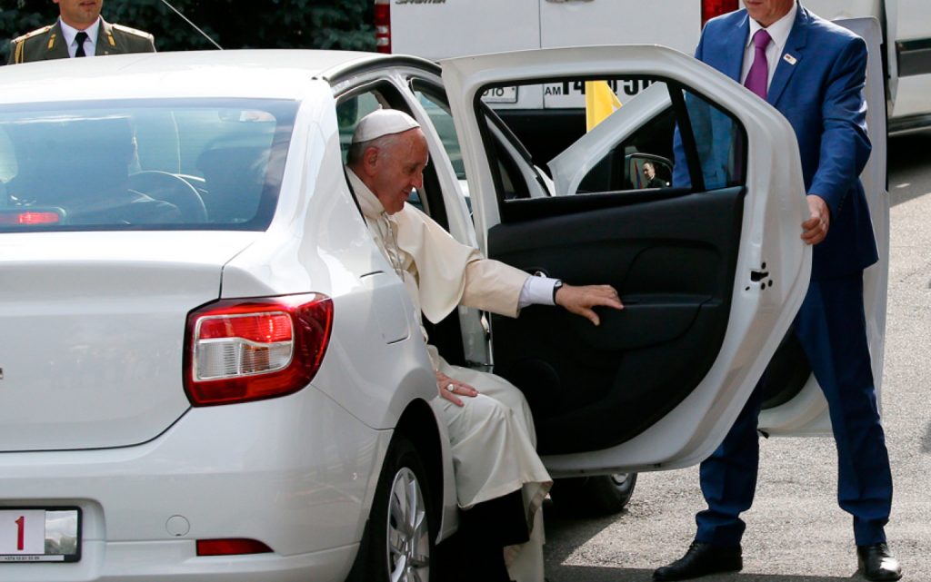 Papa Francisc în Logan