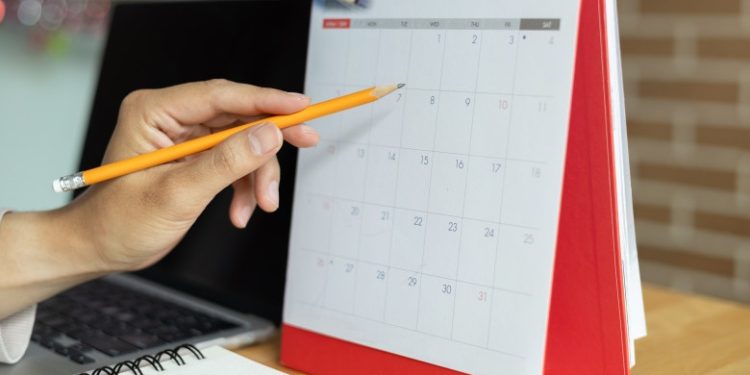 Zile libere legale în 2027